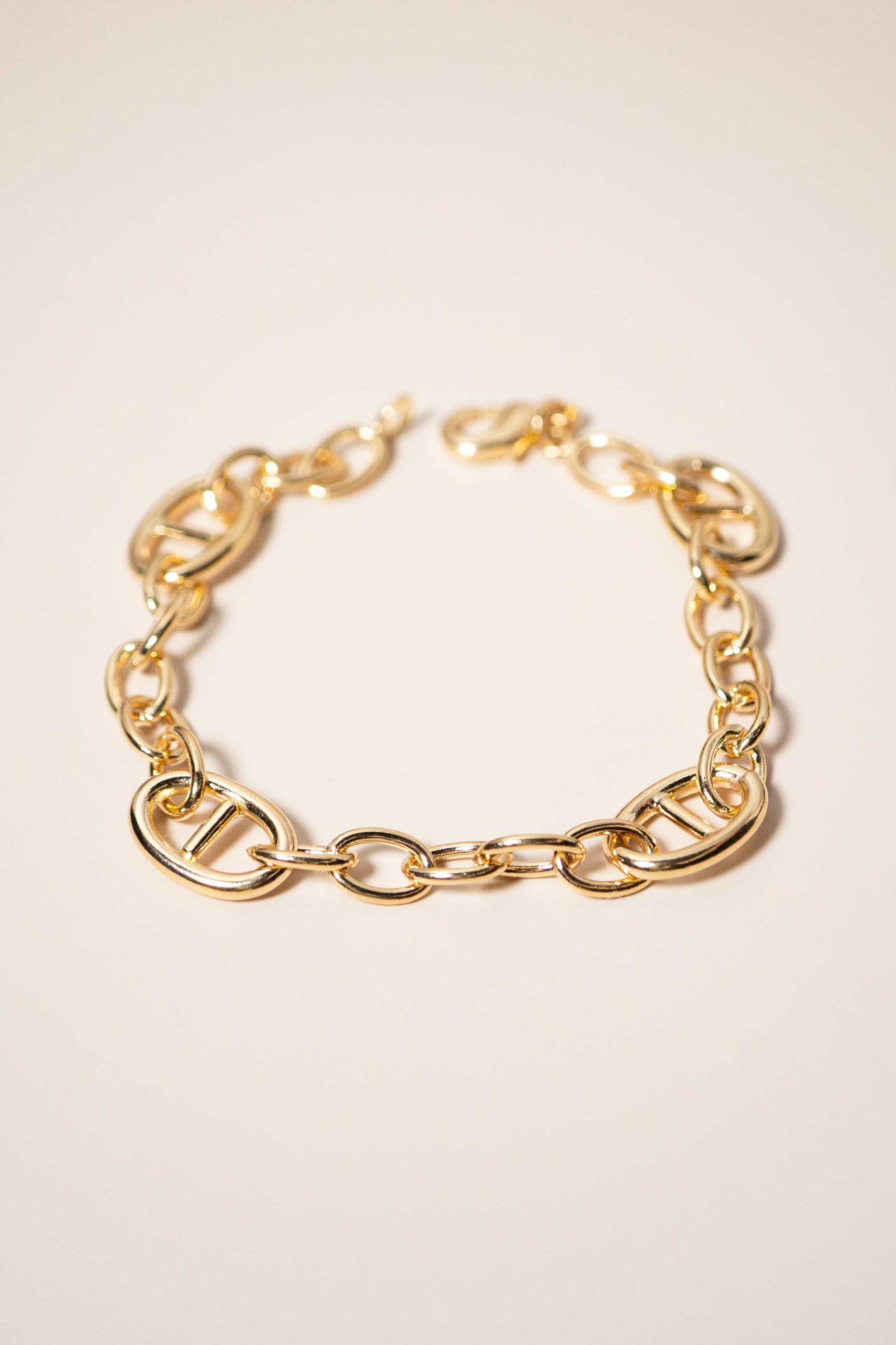 bijoux-plaque-or-bracelet