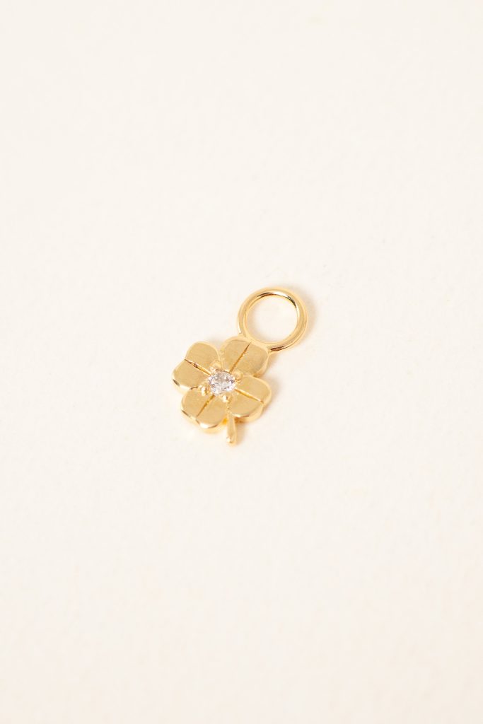 pendentif-mini-trefle-plaque-or