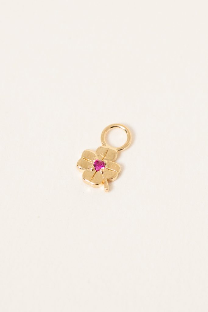 pendentif-mini-trefle-plaque-or