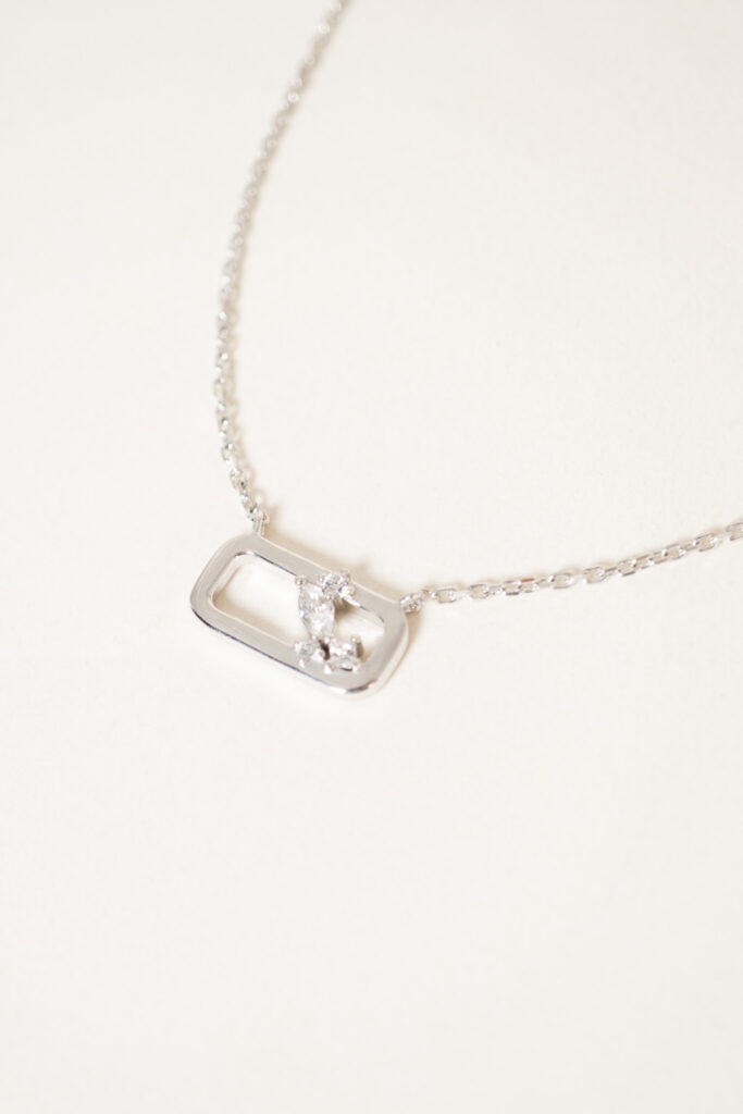 collier-argent-massif