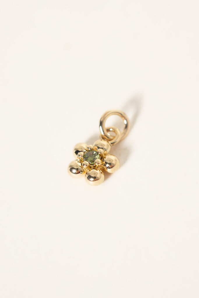 pendentif-mini-flower-plaque-or