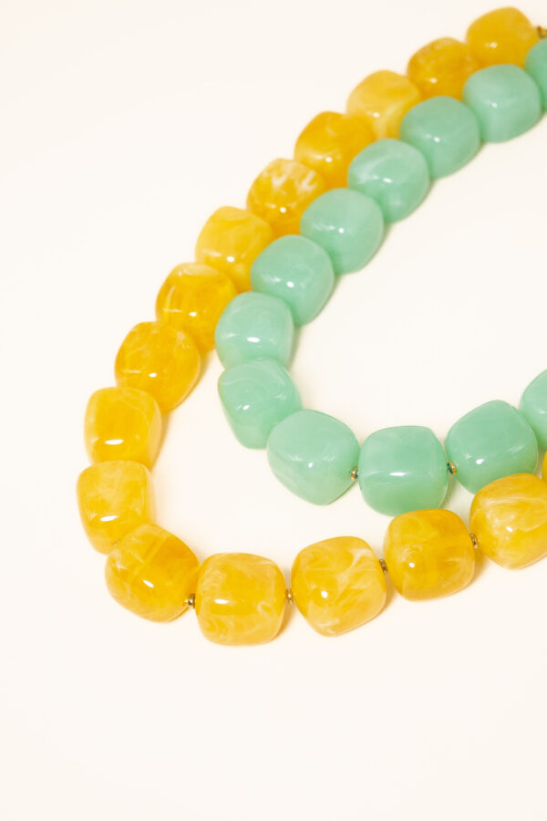 collier-resine-bubble-carre