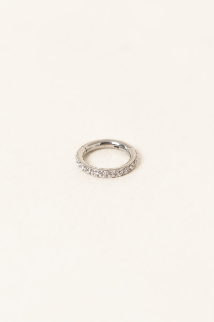 piercing-anneau-strasse-8-acier-inoxydable-argente