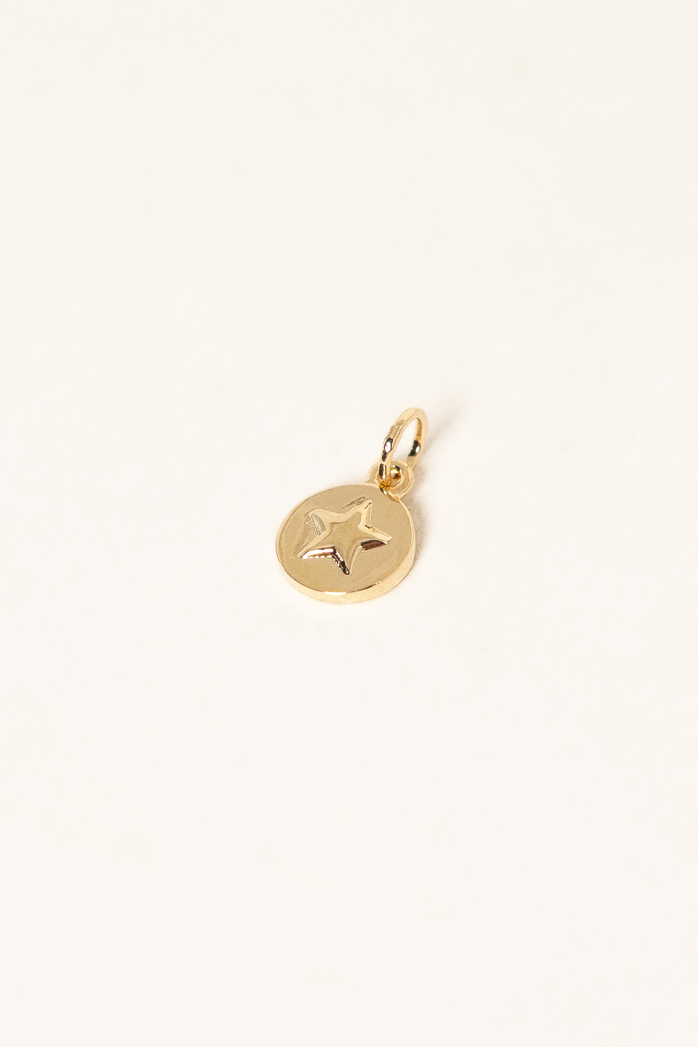 pendentif-ida-etoile-plaque-or